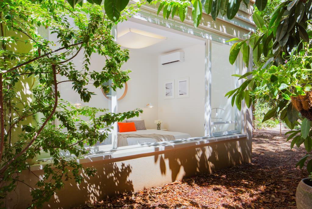 Luxurious By The Beach Apartment With Garden Tel Aviv Bagian luar foto